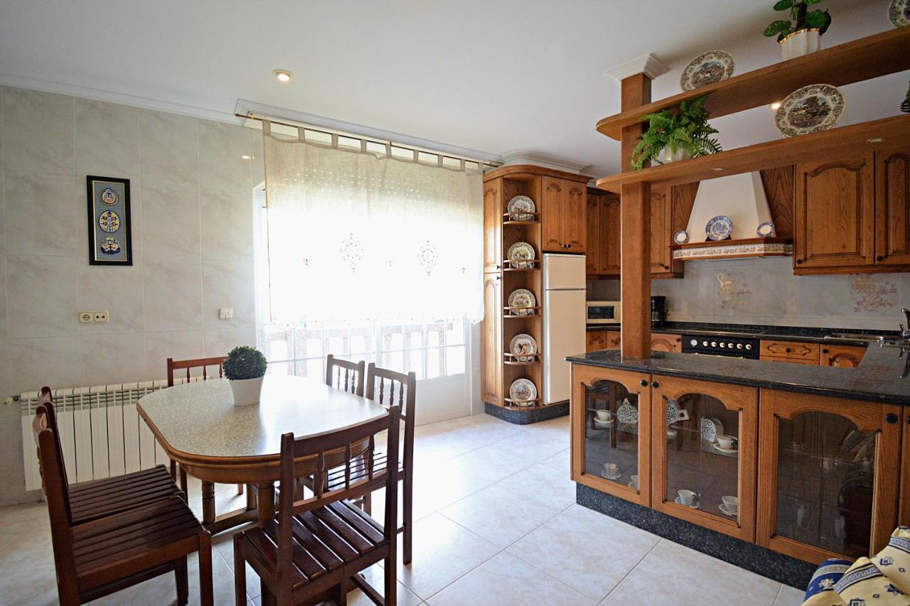 Apartamentos Caleiro 6P - Vilanova De Arousa Exterior photo